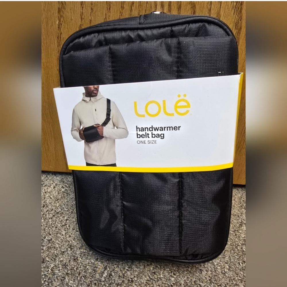 Lolë Unisex Black Crossbody Handwarmer Belt Bag Fanny Pack Faux Fur Adjustable